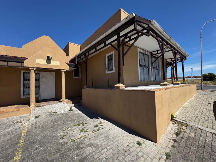 0 Bedroom Property for Sale in Hillcrest Heights Western Cape